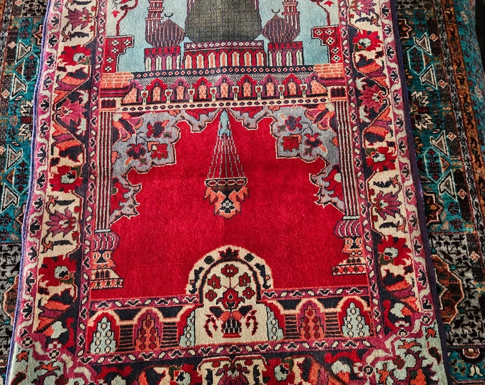 Well-made Amazingly Soft Prayer Mat - Prayer Rug - Janamaz - Elegant, High Quality, Luxury - A Unique Islamic Gift Set %100 Soft Wool