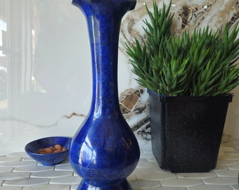 29 Cm Hieght Hand Crafted stunning genuine highest quality Lapis Lazuli Gemstone vase directly from Afghanistan