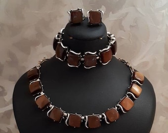 Parure de bijoux Coro vintage : collier, bracelet et boucles d'oreilles en lucite brune