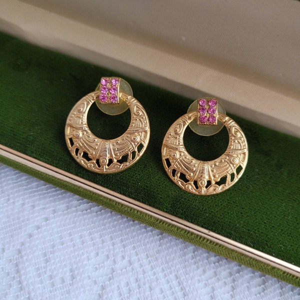 Vintage 18ct gold plated stud pierced earrings with pink rhinestones. Gift idea.