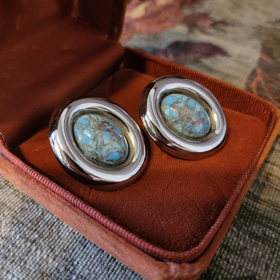 Gorgeous silver tone and faux turquoise stud pier… - image 2