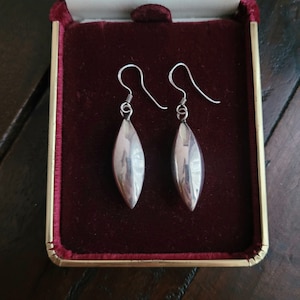 Vintage sterling silver dangle drop pierced earrings. Marked. Gift idea
