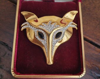 Vintage D'Orlan (Marcel Boucher) gold tone fox head pin brooch with Swarovski crystals. Marked. Gift idea