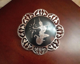 Broche vintage Siam en argent sterling nielloware déesse