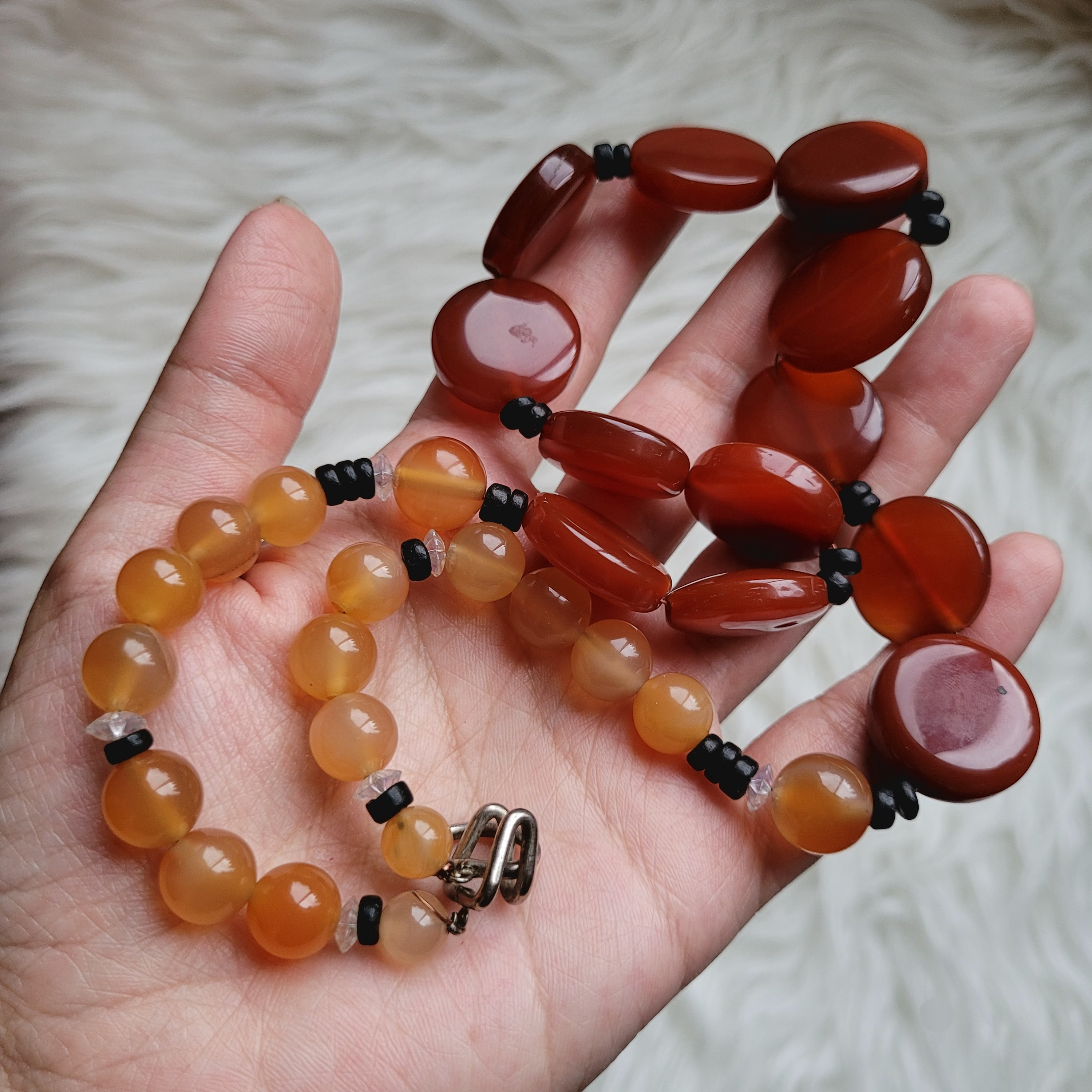 ヴィンテージカーネリアン宝石ビーズネックレス：長さ22 1/4インチ