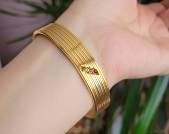 Vintage Gold Tone Cuff Bracelet: Glass Stone Unisex Jewelry