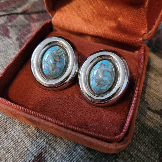 Gorgeous silver tone and faux turquoise stud pier… - image 3
