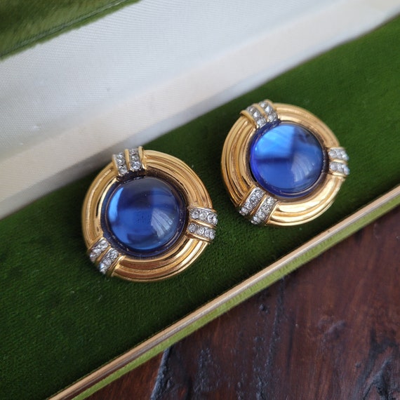 Vintage gold tone clip on earrings with cobalt bl… - image 6