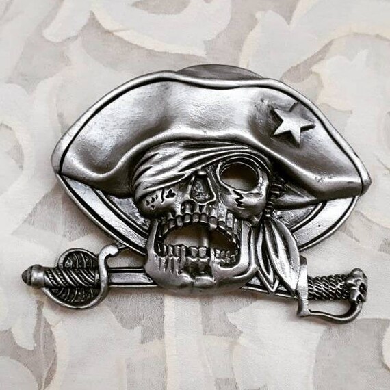jolly roger belt buckle