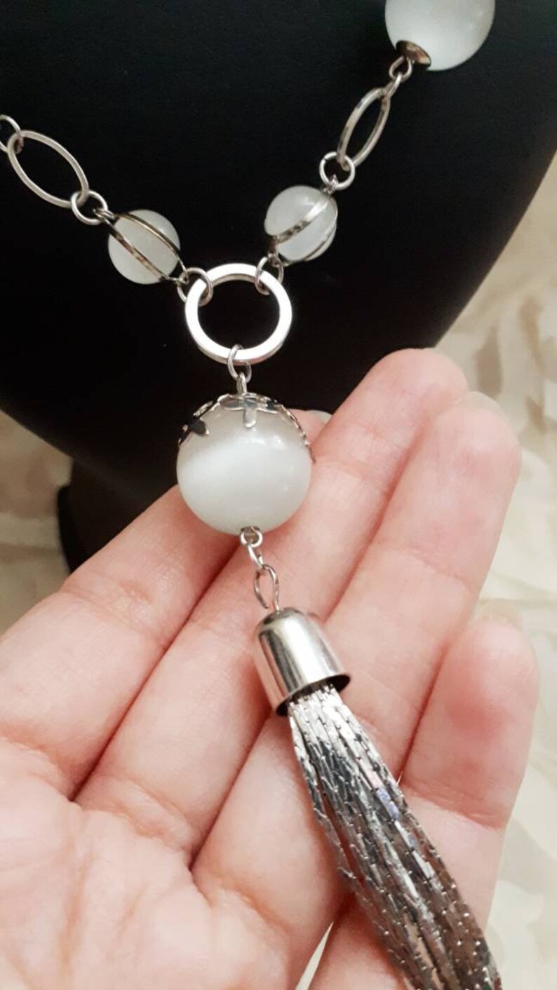 Silver Tone Lariat Necklace and Dangle Earrings, Cat Eye Glass Beads image 4