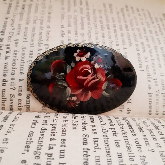 Broche vintage vers les années 80 Grande broche peinte à la