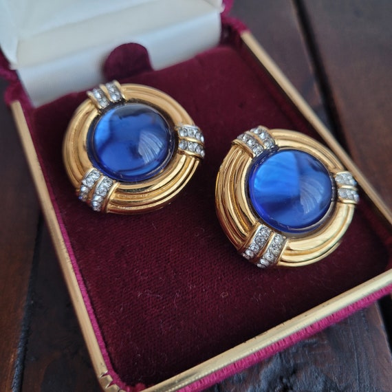 Vintage gold tone clip on earrings with cobalt bl… - image 8