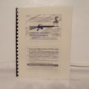 Manuale d'uso del fucile Bushmaster XM15 Copia Pettine cartoncino rilegato Prodotto USA lucido