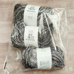 Big Twist Granite Cotton Blend Yarn - 3-Pack (55g/107yds per skein)