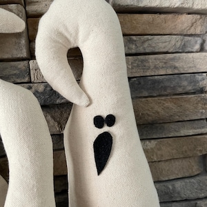 Ghost,Lil’ Ghosties/ Fabric Ghost/Ghost/Primitive Ghost/Grainsack Ghost/Halloween Ghost/Handmade Ghost/Farmhouse Decor
