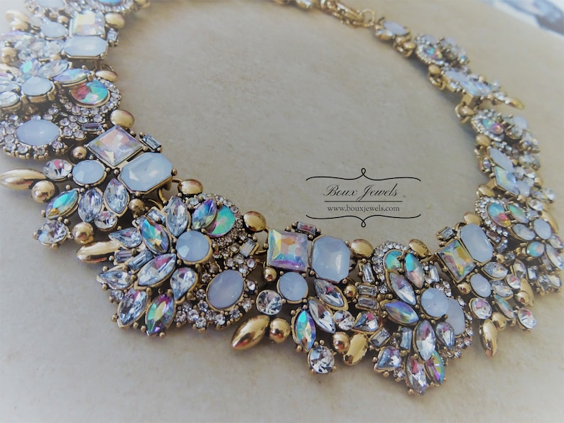 Boux Jewels White /& Gold Womens Statement Bib Necklace