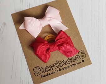 XS Small Dog Bows pack of 2 plain bows in choice of 18 colours, Mix or 2 the same. Cute little 4.5cm or 1.75" Bows on bands, clips, collar