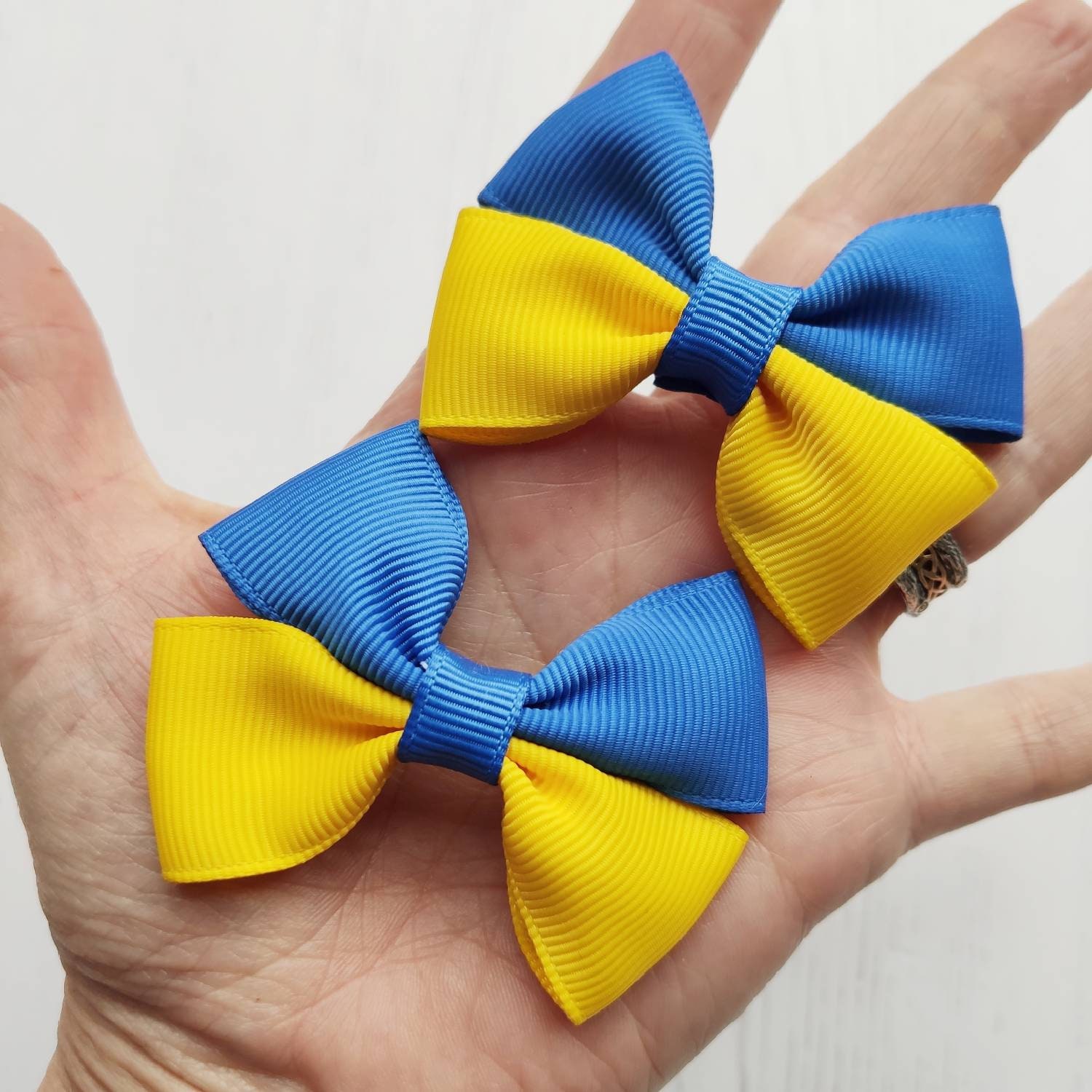 Barrette Ou Broche Cheveux Aux Couleurs De L'Ukraine (bleu Et Jaune) - En Satin - Fabriqué En France