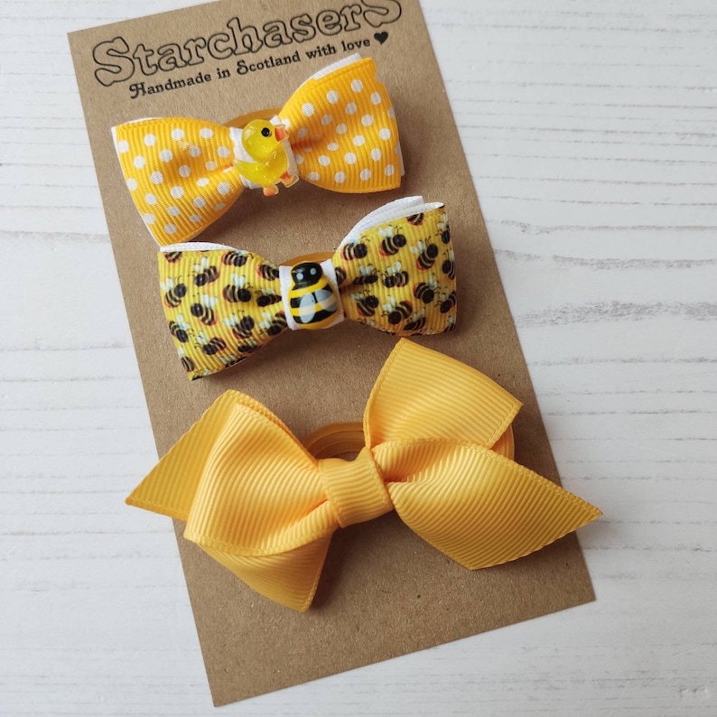 Dog Hair Bows 3 Pack in a Choice of Colours. Make a Beautiful Etsy UK