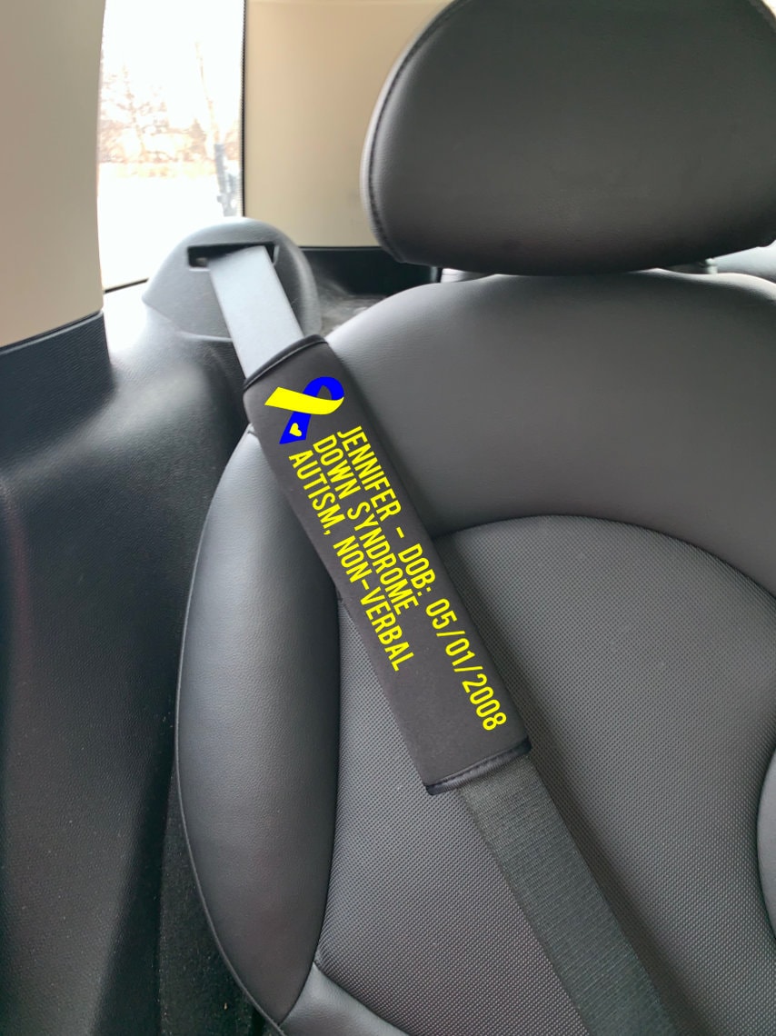 Moonet Auto Seat Belt Shoulder Protector Harness Pad,Soft Skin-Friendly Universal Seatbelt Cover for More Comfortable Driving,Multipurpose for Handbag Carmera Backpack Straps,2pc（Black） 