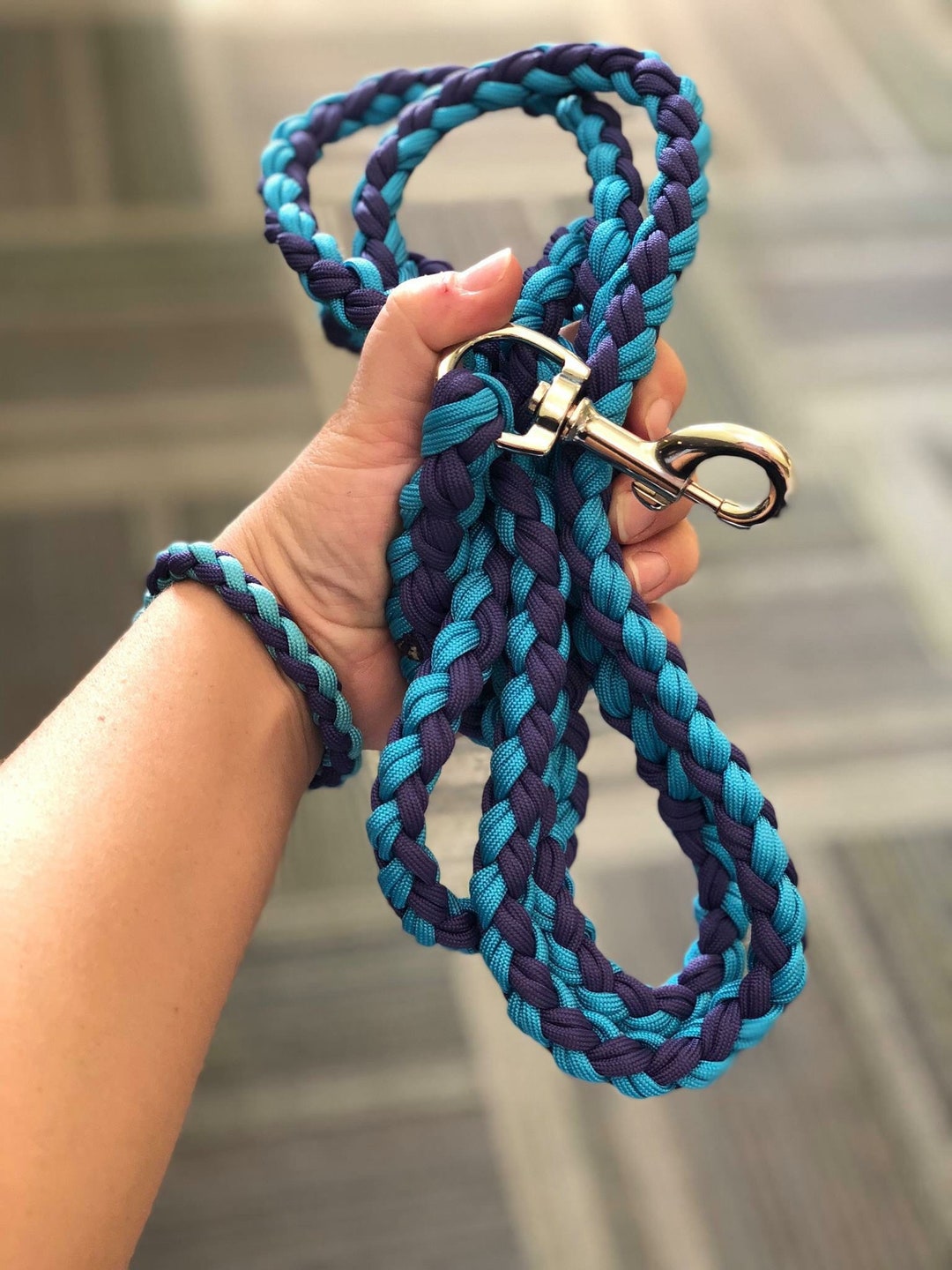 Teal Pop 550 Paracord 8 Strand Braided Large Dog Leash/ 4ft or 6 Ft/dog