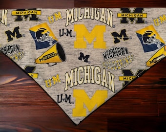 Michigan Wolverines Over The Collar Dog Bandana/NCAA Collection