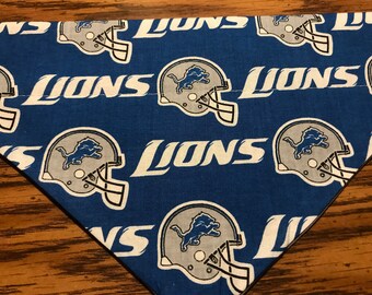 Detroits Lions NFL Over The Collar Dog Bandana