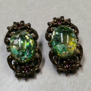 Vintage Lucite Foil Confetti Cabochon Clip-On Earrings in a Victorian Bronze Metal Setting