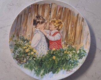 Vintage "Be My Friend" Plate. The first issue in a series entitled "My Memories" by Mary Vickers.