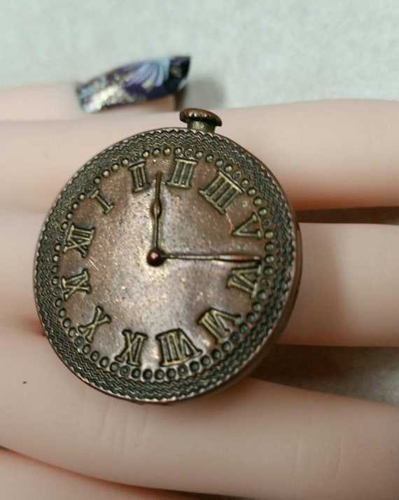 Vintage Bronze Clock Medallion Ring. Size 7 - image 8