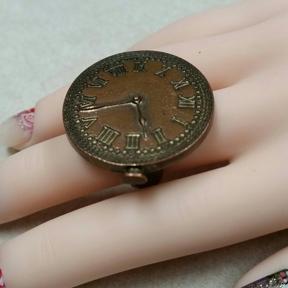 Vintage Bronze Clock Medallion Ring. Size 7 - image 9