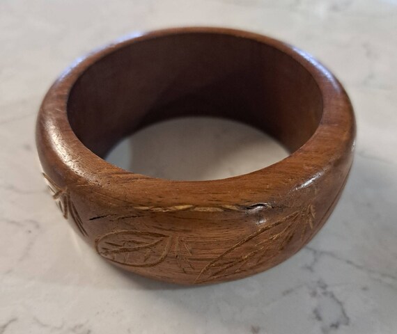 Vintage Boho Hand Carved Chunky Wood Bracelet wit… - image 9