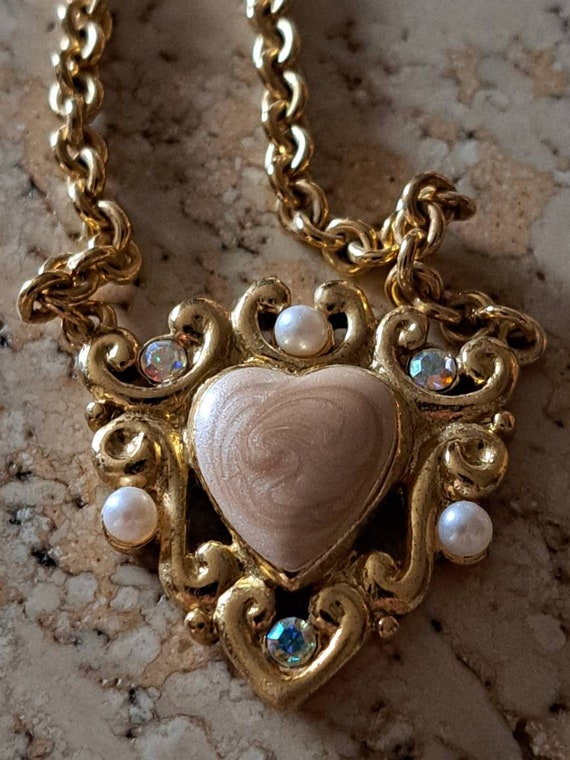 Trifari heart best sale necklace