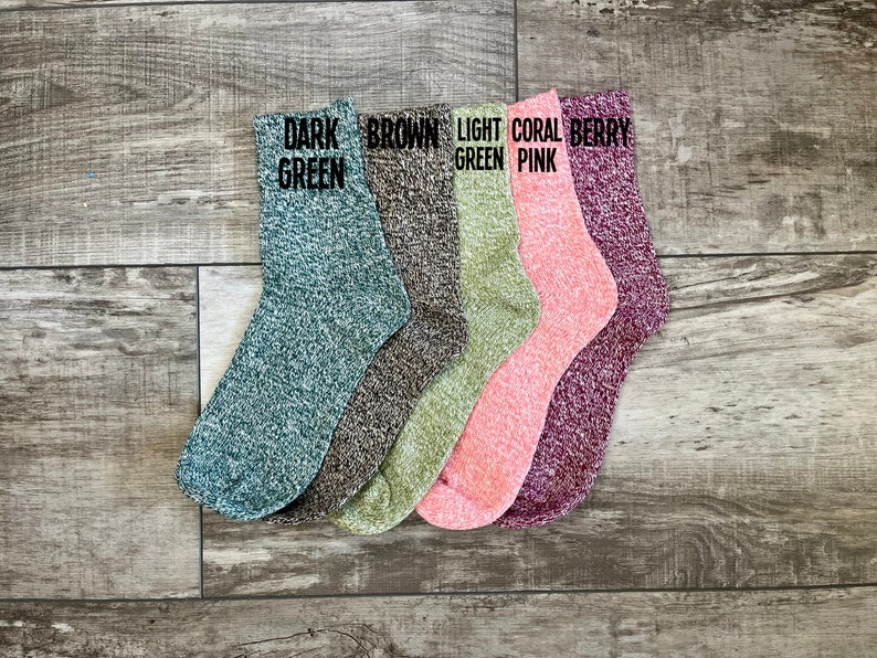 if you can read this bring me a diet mountain dew wool socks, funny and hilarious mom socks, surgery socks, Women's socks, lazy day socks. image 3