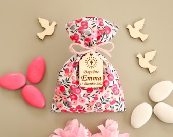 Liberty pink candy ballotin for baptism communion profession of faith confirmation, personalized luminous cross wooden label