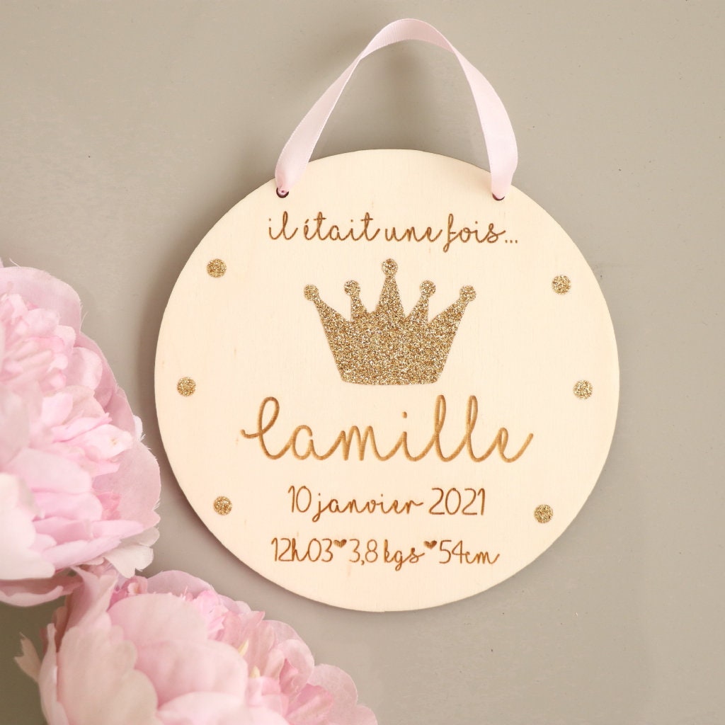 Plaque Médaillon en Bois Couronne à Personnaliser avec Infos de Naissance Cadeau Baby Shower