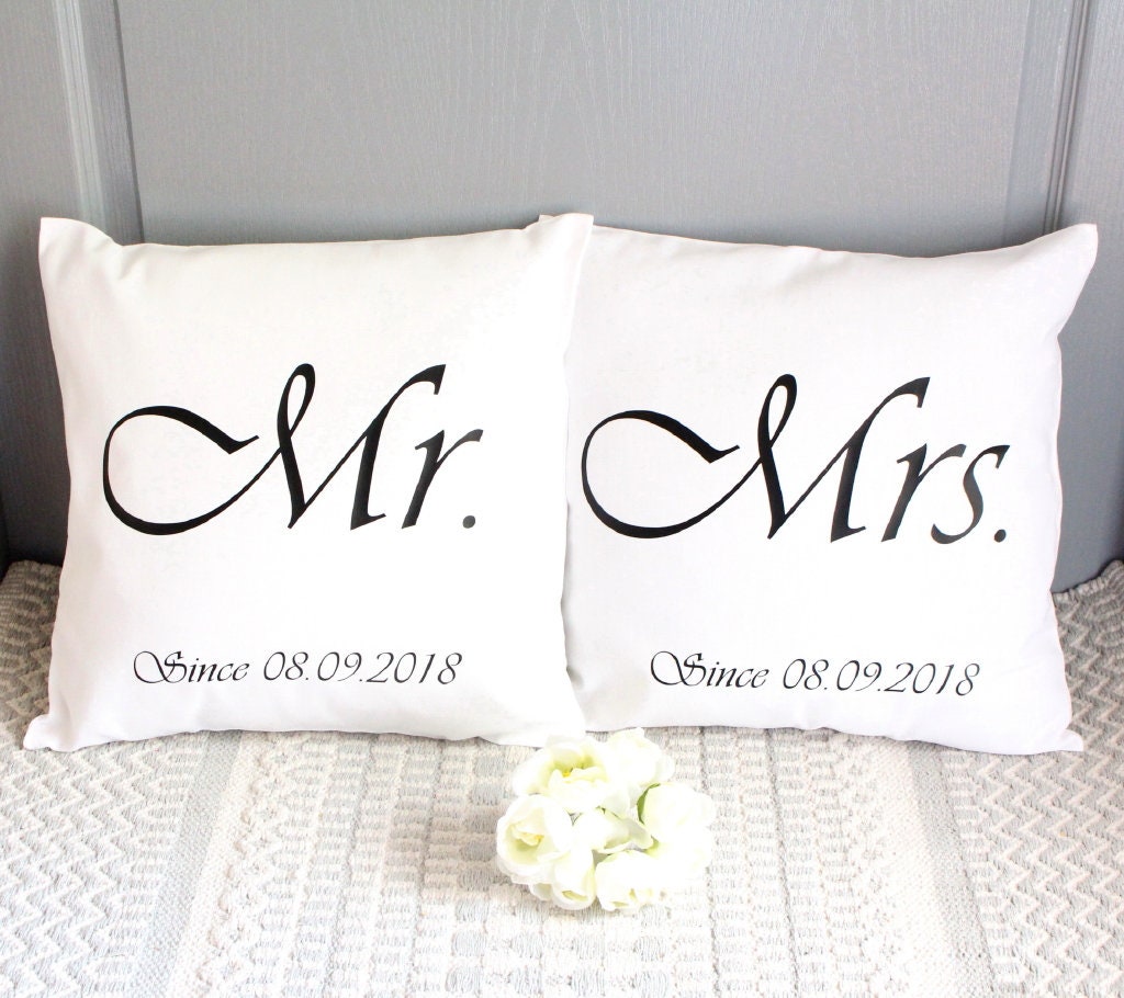 Coussins Des Mariés Personnalisable avec Date Cadeau de Mariage d'anniversaire Pour Couples