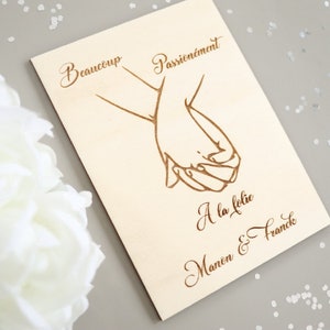 Affichette carte en bois Mains enlacées à graver avec prénoms Cadeau couple St Valentin Anniversaire mariage image 3