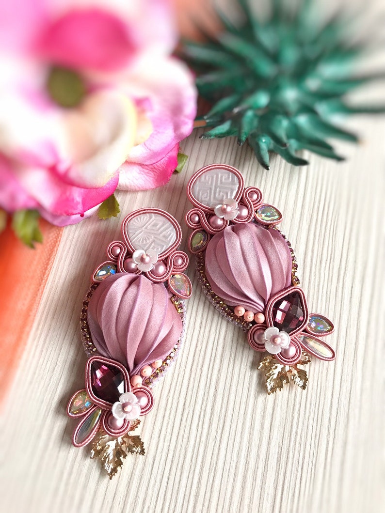 Pink powder stud long earrings San Valentine day gift. Silk shibori soutache embroidery earrings Italian soutache jewelry