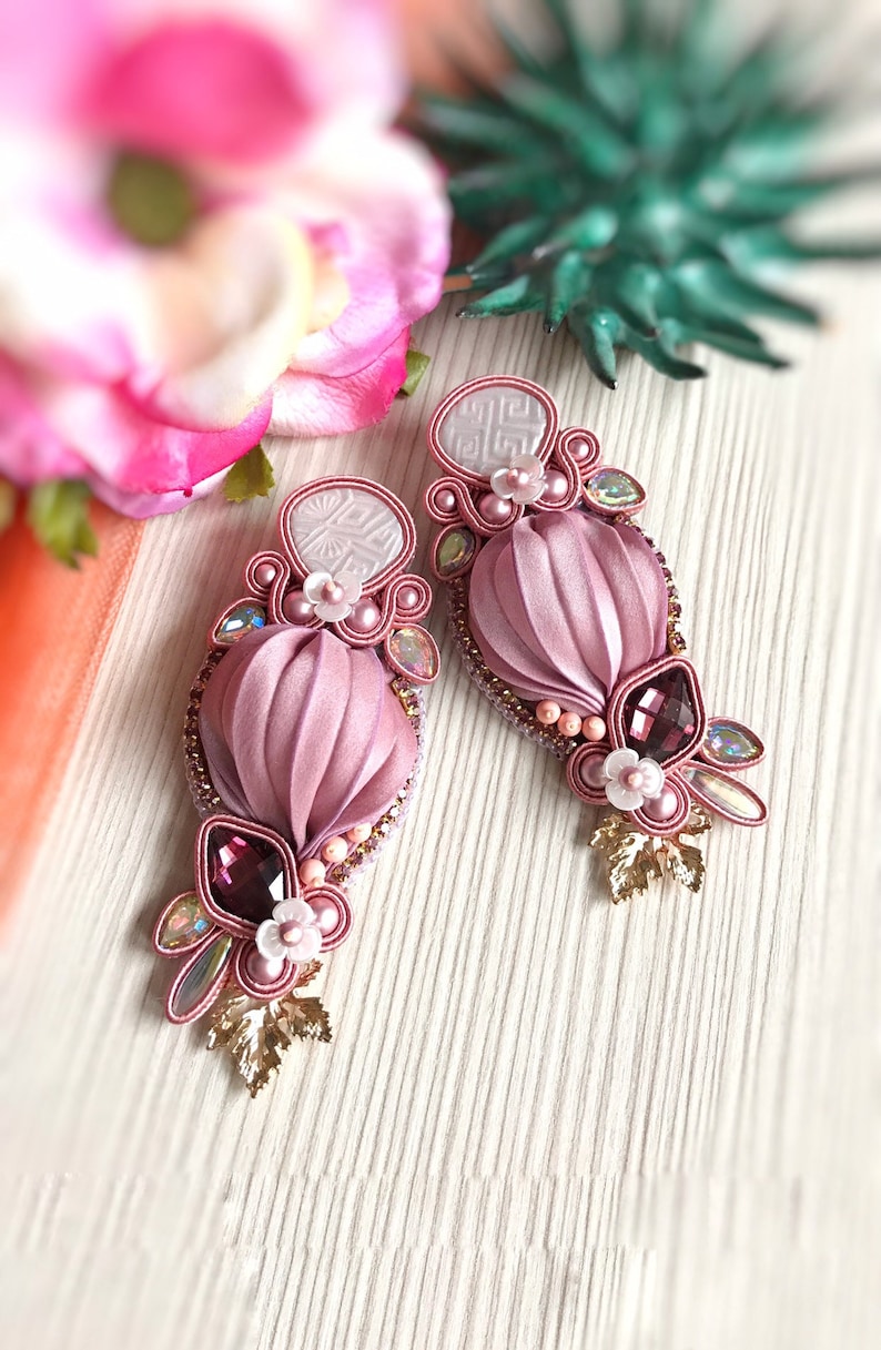 Pink powder stud long earrings San Valentine day gift. Silk shibori soutache embroidery earrings Italian soutache jewelry