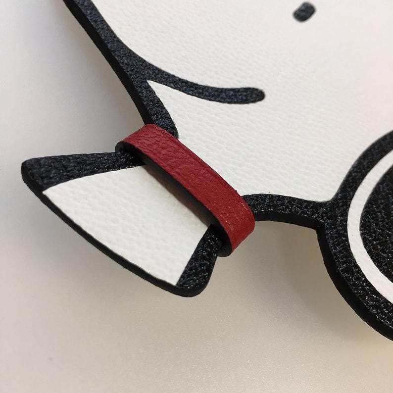 Handmade Leather Snoopy Keychain, Handmade Leather Keychain, Snoopy Purse Charm, Leather Bag Charm, Bag Charm Accessories, Cartoon Dog Charm image 4
