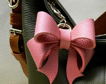 Handmade Leather Bow Keychain, Handmade Leather Keychain, Purse Charm, Leather Bow Charm, Bow Purse Charm, Bag Charm, Leather Keychain