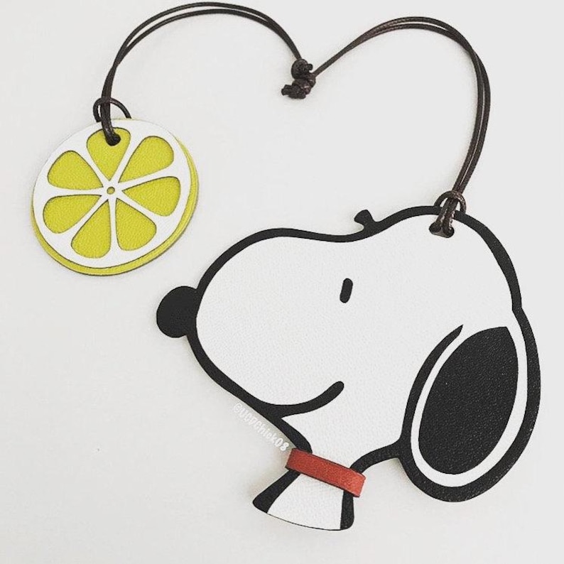 Handmade Leather Snoopy Keychain, Handmade Leather Keychain, Snoopy Purse Charm, Leather Bag Charm, Bag Charm Accessories, Cartoon Dog Charm image 3