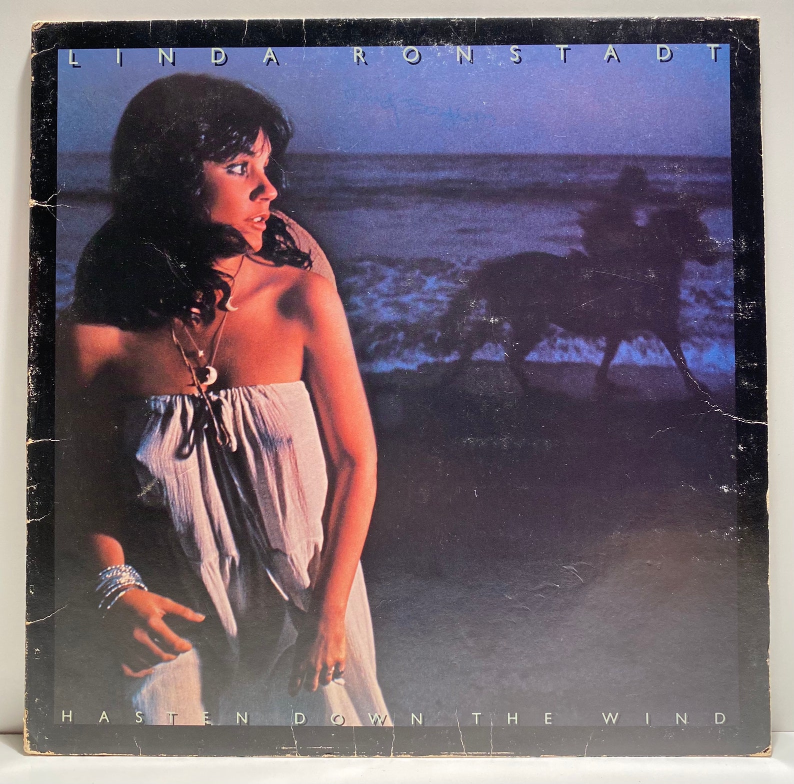 linda ronstadt hasten down the wind photos