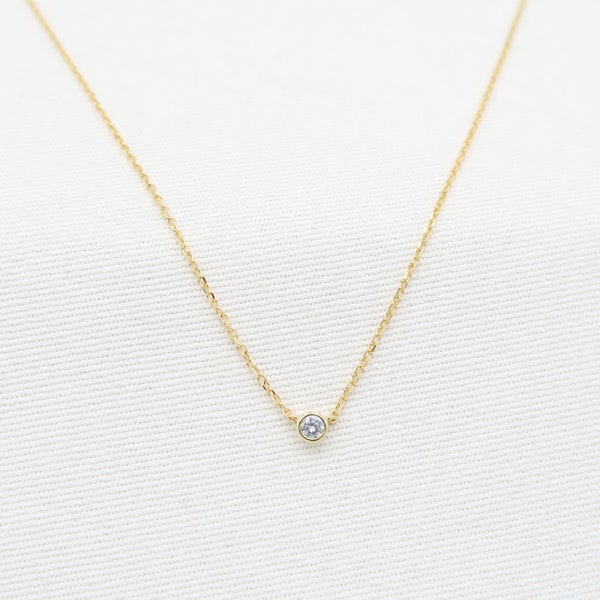 OR Solitaire Diamant or 14K• collier diamant Zircon• Cadeau pour femme• petit collier solitaire simple et délicat• diamant délicat