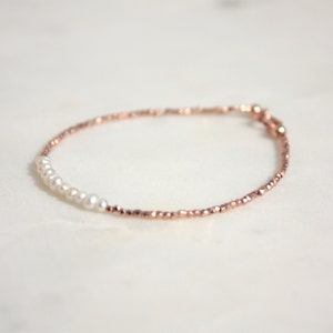 Pearl bracelet in Rose Gold white pearl Beaded Bracelet Tiny Real Pearl Bracelet Gold Delicate Bracelet Rose Gold tiny brace zdjęcie 2