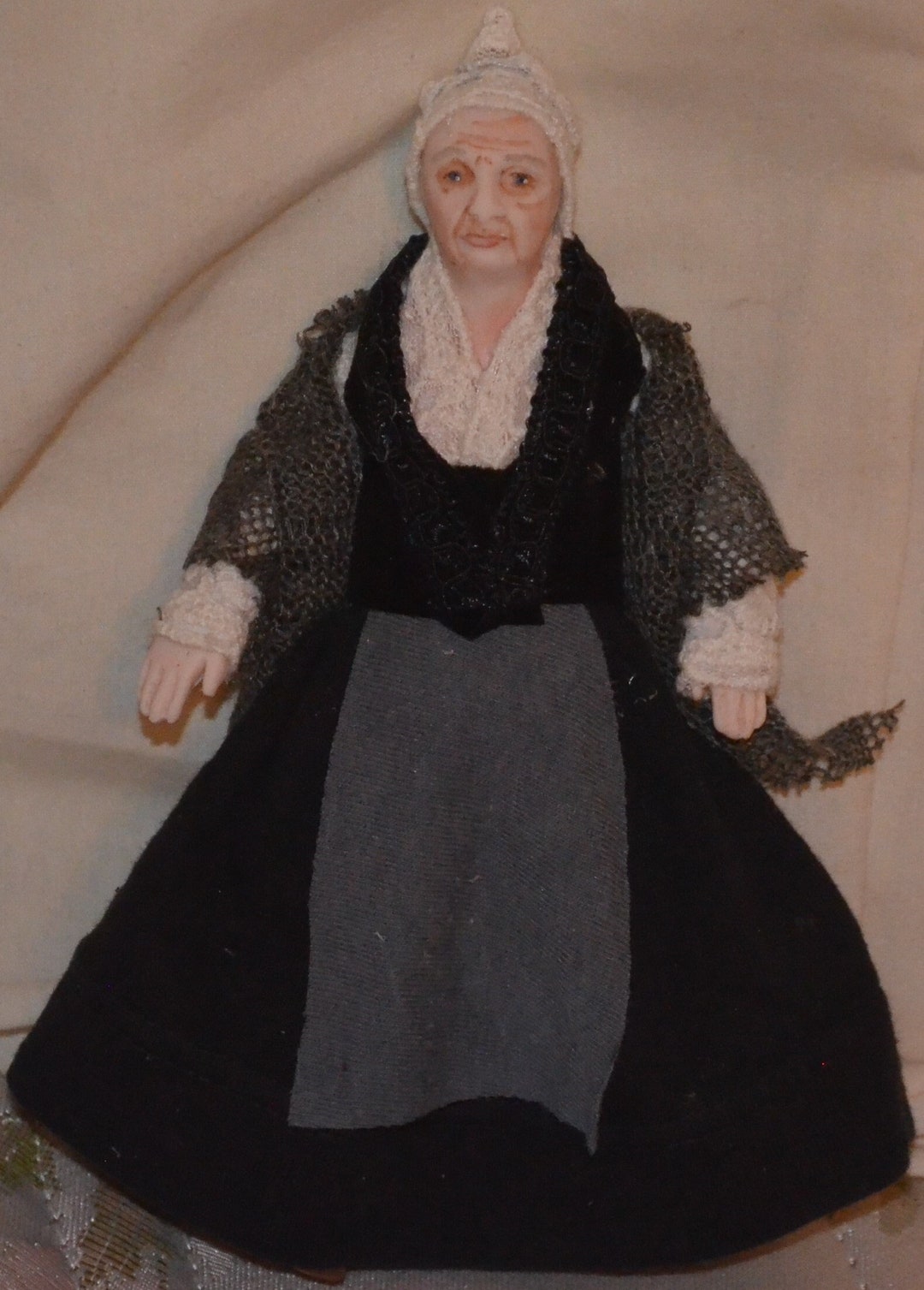 Dollhouse Doll Old World Grandma Dutch Victorian 1.12 Scale 6 in ...