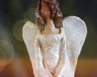 Ange gardien en céramique figure d'ange fait à la main ange de Noël avec amour cadeau de Noël baptême communion confirmation pièce unique