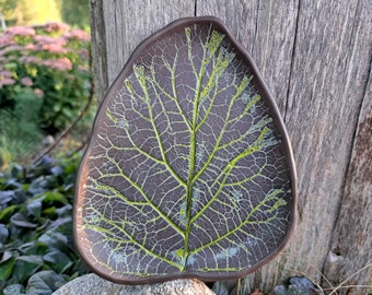 Leaf shaped plate, Ceramic  Leaf dish, Ring, Trinket, Jewelry dish, Serving tray, Handmade pottery Home decor, Candle holder, Key holder