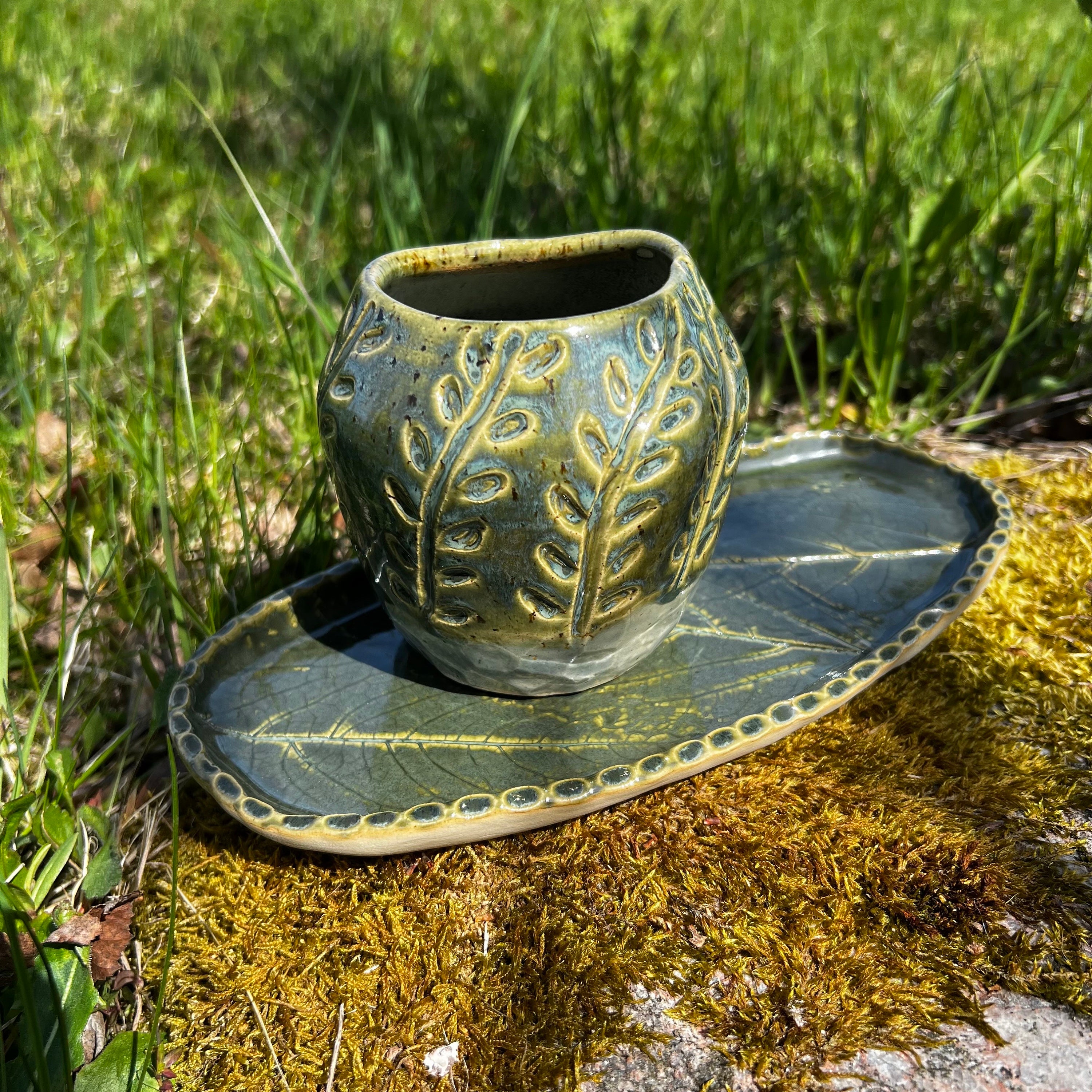 Ceramic Plant Pot and Plate Set, Green Carved Vase, Leaf Shaped Platter, Decorative Serving Tray, Gift for Gardener, Spring Home Decor - Etsy Ceramic Plant Pot and Plate Set, Green Carved Vase, Leaf Shaped Platter, Decorative Serving Tray, Gift for Gardener, Spring Home Decor - Etsy